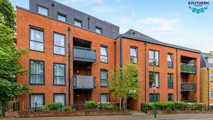 1 Bedroom Flat For Sale In Station Road, Sutton, SM2