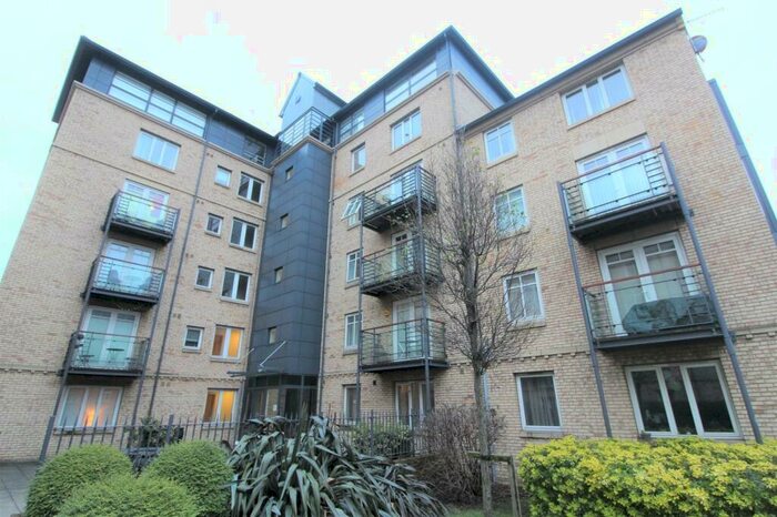 Studio To Rent In Cross Bedford Street, Sheffield, S6