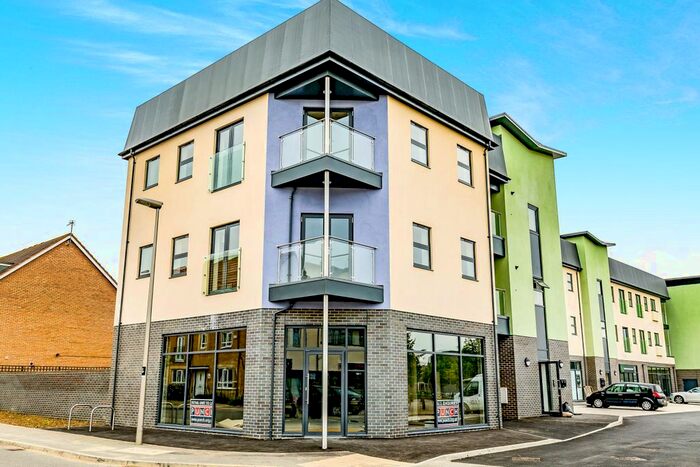 3 Bedroom Flat To Rent In Bodmin Place, Broughton, MK10