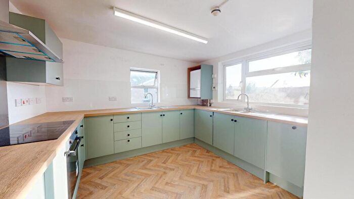 10 Bedroom House To Rent In Park Lane, Bath, BA1