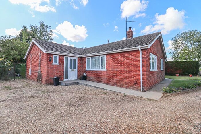 3 Bedroom Detached Bungalow For Sale In Walpole St. Andrew, Wisbech, Norfolk, PE14