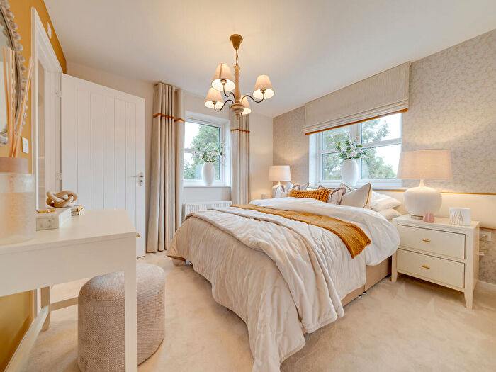 3 Bedroom Detached House For Sale In Birch Close, Oulton Broad, NR32