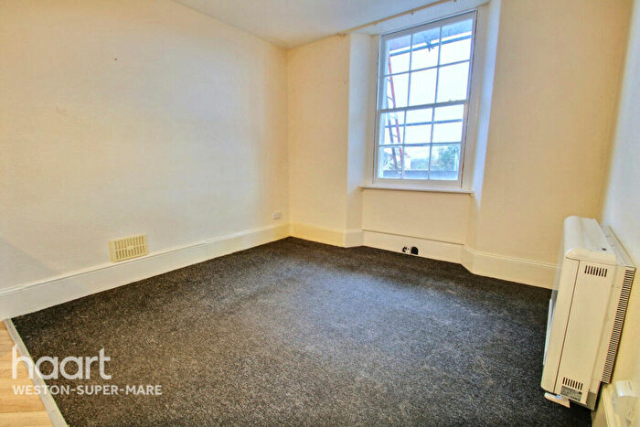 1 Bedroom Flat To Rent In Ellenborough Crescent, Weston-Super-Mare, BS23