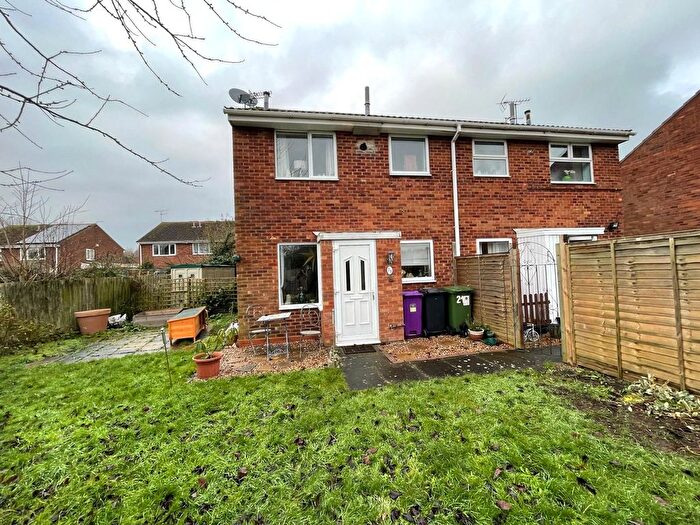 1 Bedroom Terraced House To Rent In Pagham Close, Pendeford, Wolverhampton, West Midlands, WV9