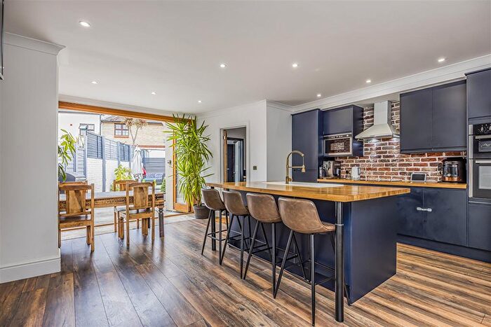 3 Bedroom Terraced House For Sale In Gladys Avenue, Portsmouth, PO2