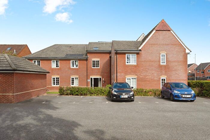 1 Bedroom Flat For Sale In Boscombe Road, Amesbury, Salisbury, SP4