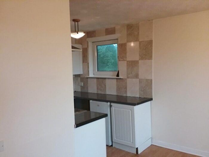 Studio To Rent In Beechwood Drive, Alexandria, G83