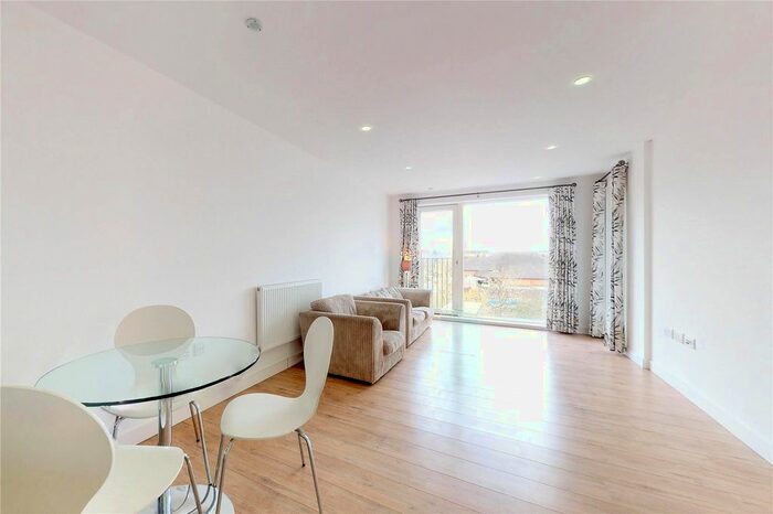 1 Bedroom Flat To Rent In Hester House, London, SE13