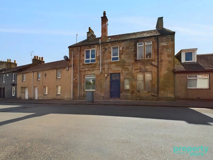 1 Bedroom Flat To Rent In Argyle Street, Stonehouse, South Lanarkshire, ML9