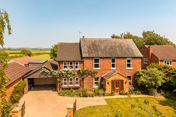 5 Bedroom Detached House For Sale In School Lane Farm House, School Lane, Sturton By Stow, Lincoln, Lincolnshire, LN1