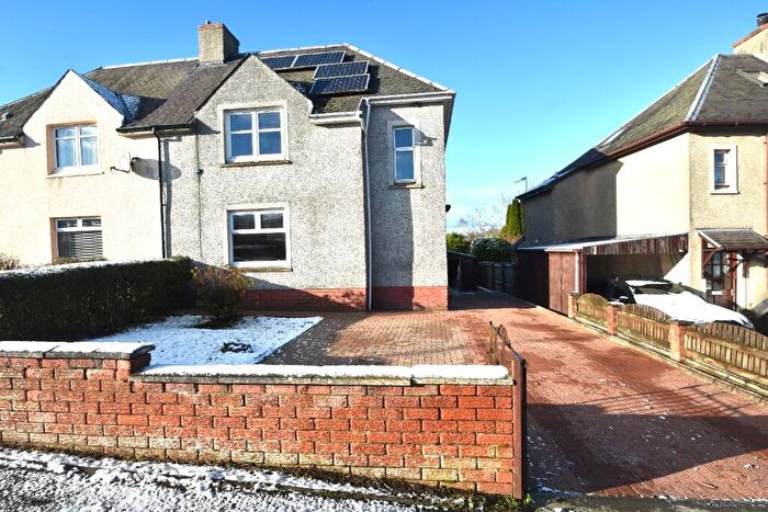 3 Bedroom Semi-Detached House For Sale In West Benhar Road, ML7