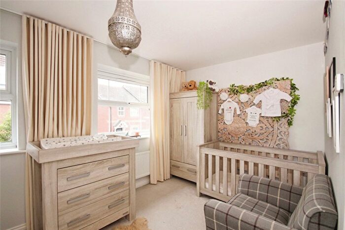 2 Bedroom Semi-Detached House For Sale In Amey Way, Warwick, CV34