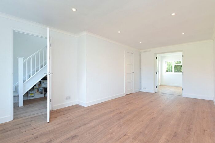 2 Bedroom Semi-Detached House To Rent In Woodside Road, Sturry, CT2