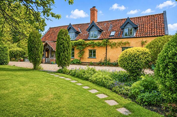 3 Bedroom Detached House For Sale In Curlew Green, Kelsale, Saxmundham, IP17