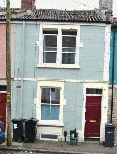 2 Bedroom Maisonette To Rent In St. Lukes Crescent, Bristol, BS3