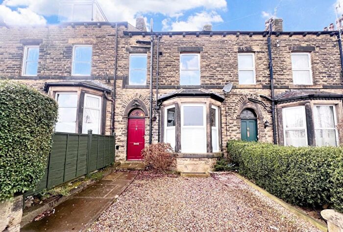 4 Bedroom Terraced House To Rent In Clifton Terrace, Ilkley, West Yorkshire, LS29