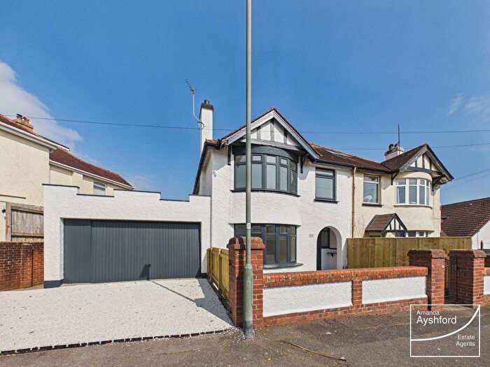 4 Bedroom Semi Detached House For Sale In Kings Avenue, Paignton, TQ3