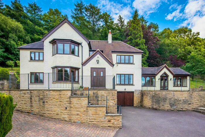 4 Bedroom Detached House For Sale In Tedgness Road, Grindleford, Hope Valley, S32