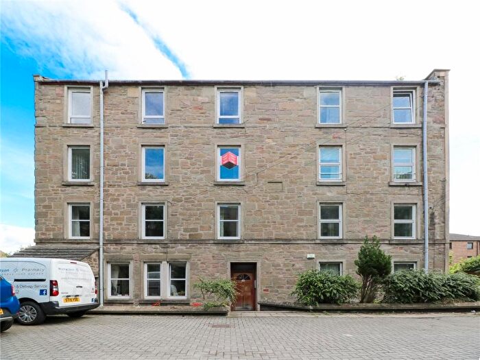 3 Bedroom Flat To Rent In Blackness Road, West End, Dundee, DD1