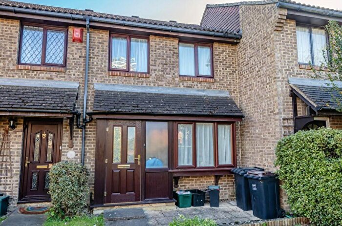 3 Bedroom House For Sale In Sheldon Close, London, SE20