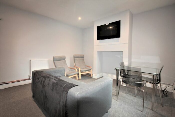 4 Bedroom Terraced House To Rent In Christ Church Street, Preston, Lancashire, PR1