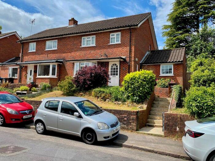 4 Bedroom Semi-Detached House To Rent In Caterham On The Hill, CR3