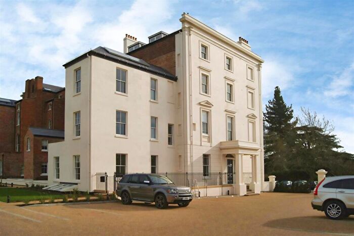 1 Bedroom Apartment To Rent In Newbold Terrace, Leamington Spa, CV32