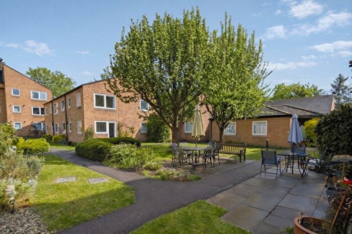 1 Bedroom Property To Rent In Woking, Surrey, GU22