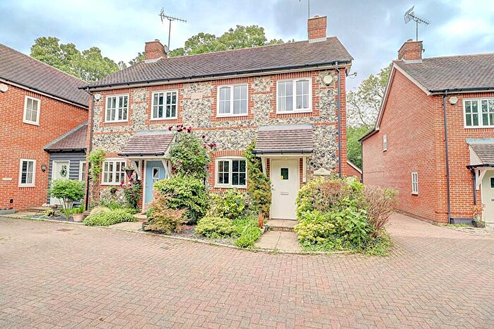 3 Bedroom End Of Terrace House For Sale In Lowlands Crescent, Great Kingshill, High Wycombe, Buckinghamshire, HP15