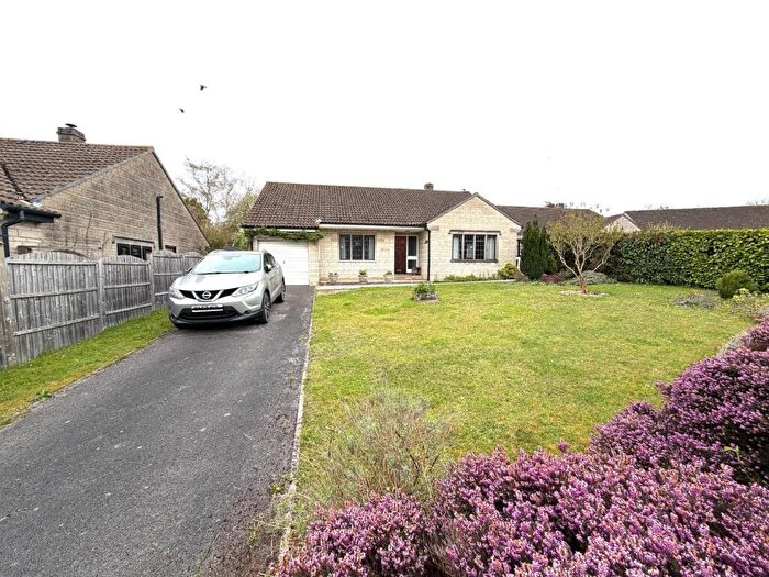 3 Bedroom Detached Bungalow For Sale In Chestnut Close, Baltonsborough, Glastonbury, BA6
