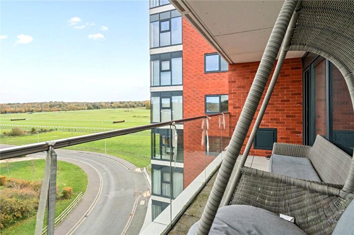 1 Bedroom Apartment For Sale In Kingman Way, Newbury, Berkshire, RG14