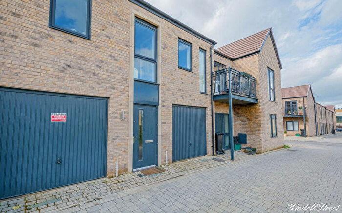 2 Bedroom Coach House For Sale In Windell Street, Combe Down, Bath, BA2