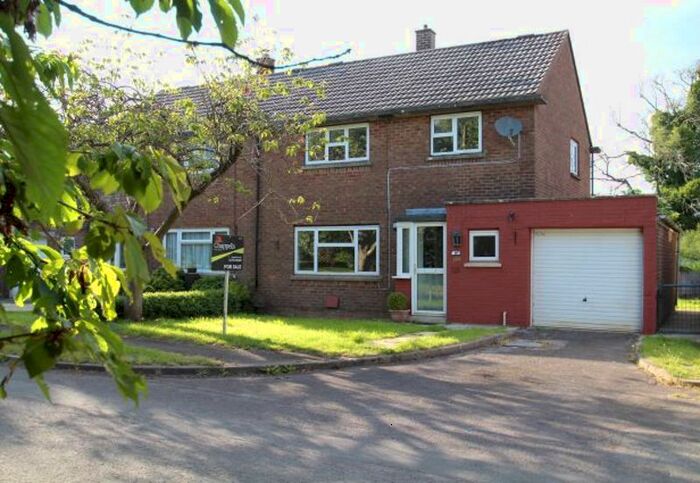 3 Bedroom Semi-Detached House To Rent In Langton Park, Wroughton, Swindon, SN4