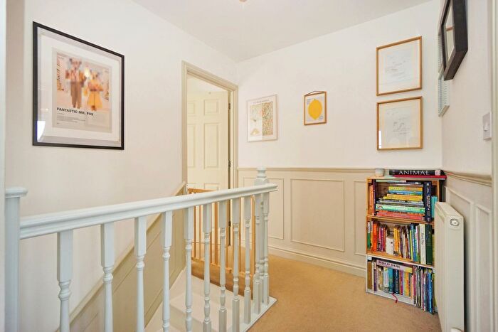 3 Bedroom End Of Terrace House For Sale In Mills Drive, Wellington, Somerset, TA21