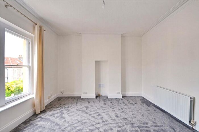 2 Bedroom Apartment To Rent In Belmont Road, St Andrews, Bristol, Bristol, BS6