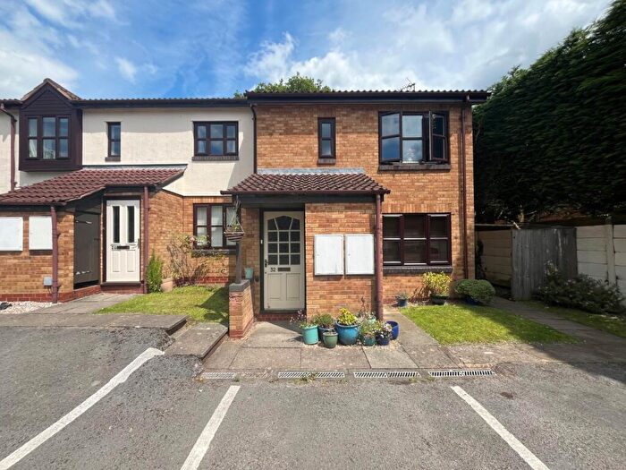 1 Bedroom Maisonette To Rent In Pembroke Way, Birmingham, West Midlands, B28