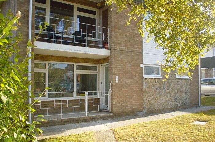 2 Bedroom Flat To Rent In Cypress Close, Whitstable, CT5