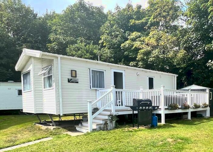 2 Bedroom Detached House For Sale In Castle-An-Dinas, St. Columb, TR9