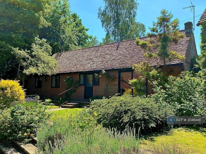 2 Bedroom Detached House To Rent In Cokes Farm Lane, Chalfont St. Giles, HP8