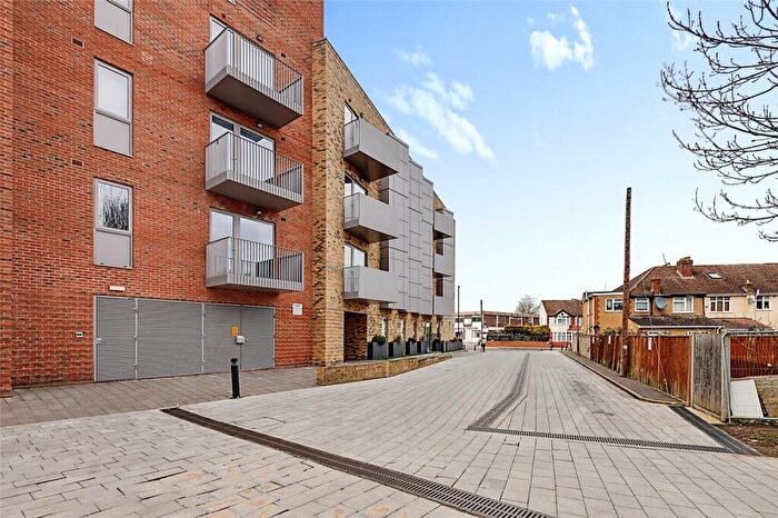 2 Bedroom Apartment To Rent In Iron House, The Metalworks, Petersfield Avenue, Slough, Berkshire, SL2