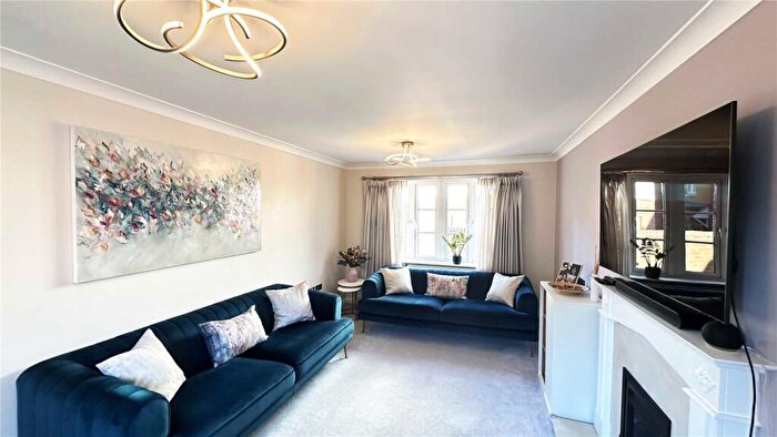 4 Bedroom End Of Terrace House To Rent In Watermans Way, Greenhithe, Kent, DA9