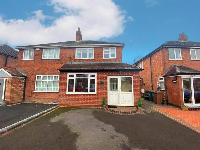 3 Bedroom Semi-Detached House To Rent In Chamberlain Crescent, Shirley, Solihull, B90