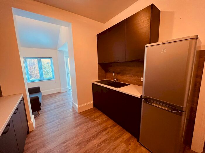 4 Bedroom Terraced House To Rent In Parkhurst Road, London, N11