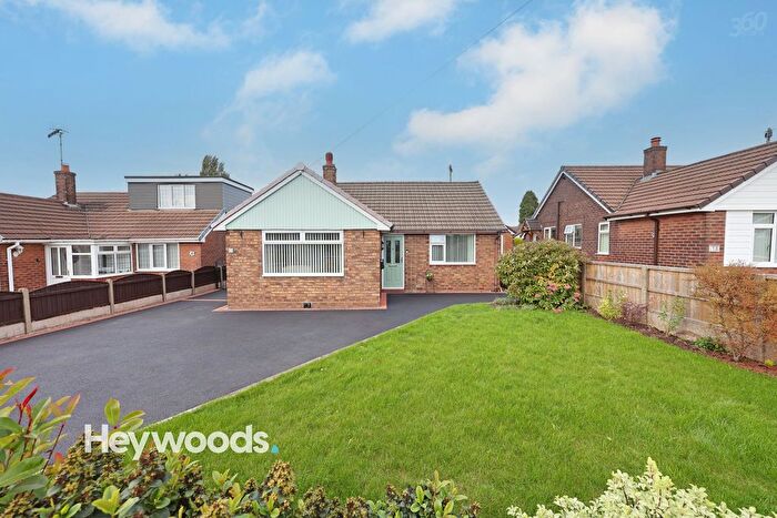 2 Bedroom Detached House For Sale In Geoffrey Grove, Weston Coyney, Stoke On Trent, ST3