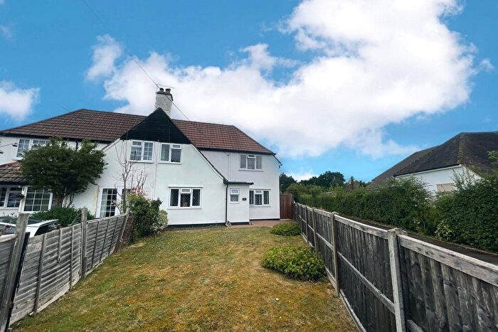 2 Bedroom Semi-Detached House For Sale In Poyle Road, Tongham, Surrey, GU10