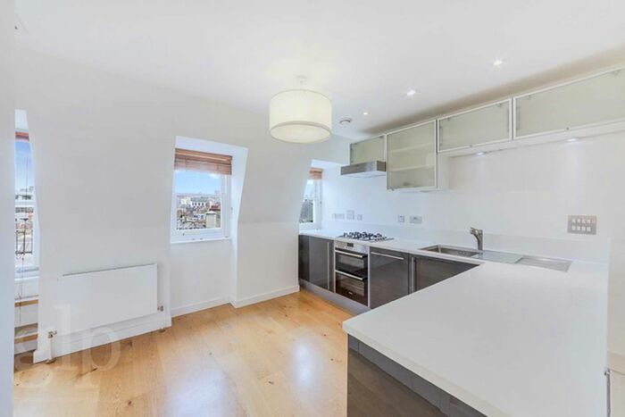 2 Bedroom Flat To Rent In Great Marlborough Street, Soho, W1F