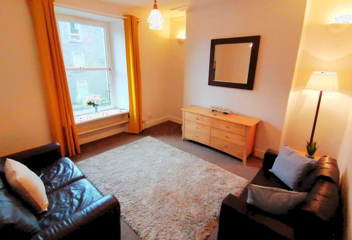 3 Bedroom Flat To Rent In Summerfield Terrace, The City Centre, Aberdeen, AB24