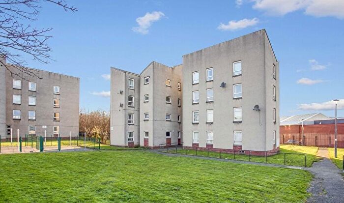 2 Bedroom Flat To Rent In , Longstone Street, Edinburgh, EH14