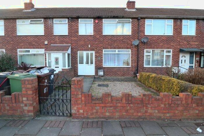 3 Bedroom Property To Rent In Rainham Road South, Dagenham, RM10