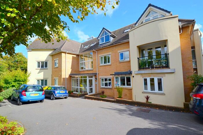 2 Bedroom Flat To Rent In Bournemouth, BH2